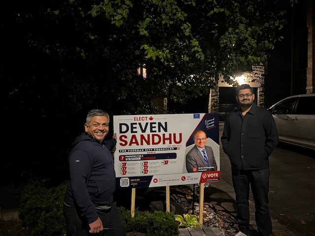 Lawn sign up — Vaughan residents showing their Ward 4 pride